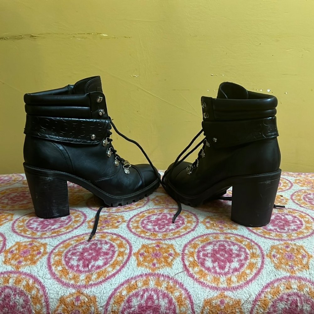 GBG Los Angeles Women's 'GG Josine' Heeled Platform Booties